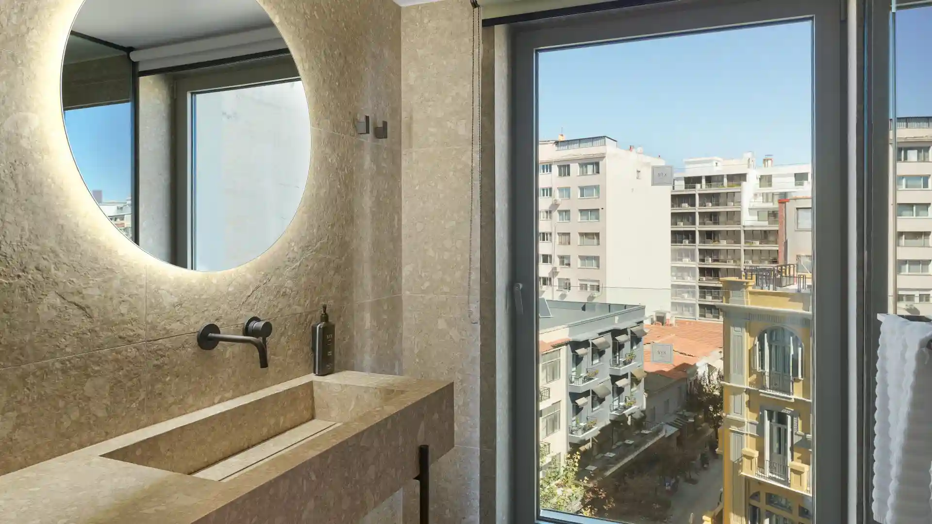 NYX Hotels - photoThumb_5